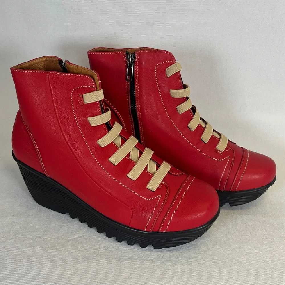 Bernie Mev Red Leather High-Rise Wedge Ankle Boots Size 39 US 8 NWOB